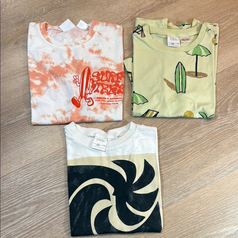 Zara Kids T-Shirt Set - Orange, White, and Green. Size 5-6 years